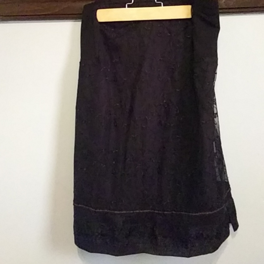 Maternity skirt by Mimi Maternity